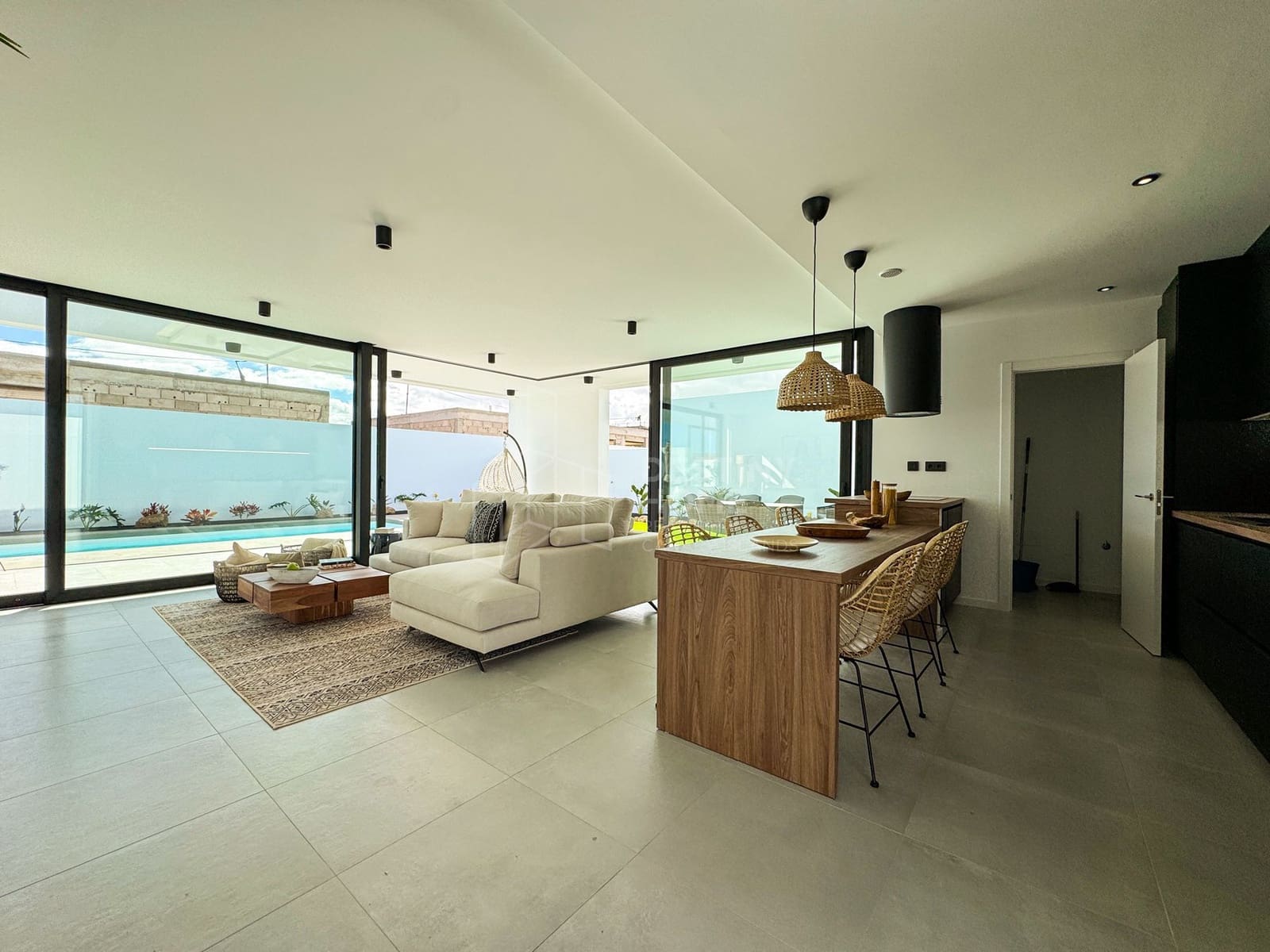 3 soverom Villa til salgs i Villaverde med svømmebasseng garasje - € 487 000 (Ref: 8187863)