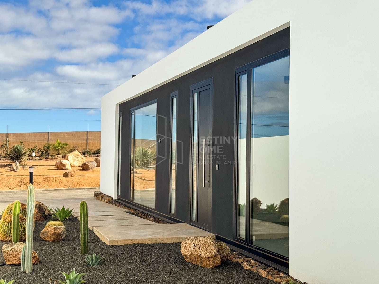 3 soverom Villa til salgs i Villaverde med svømmebasseng garasje - € 487 000 (Ref: 8187863)