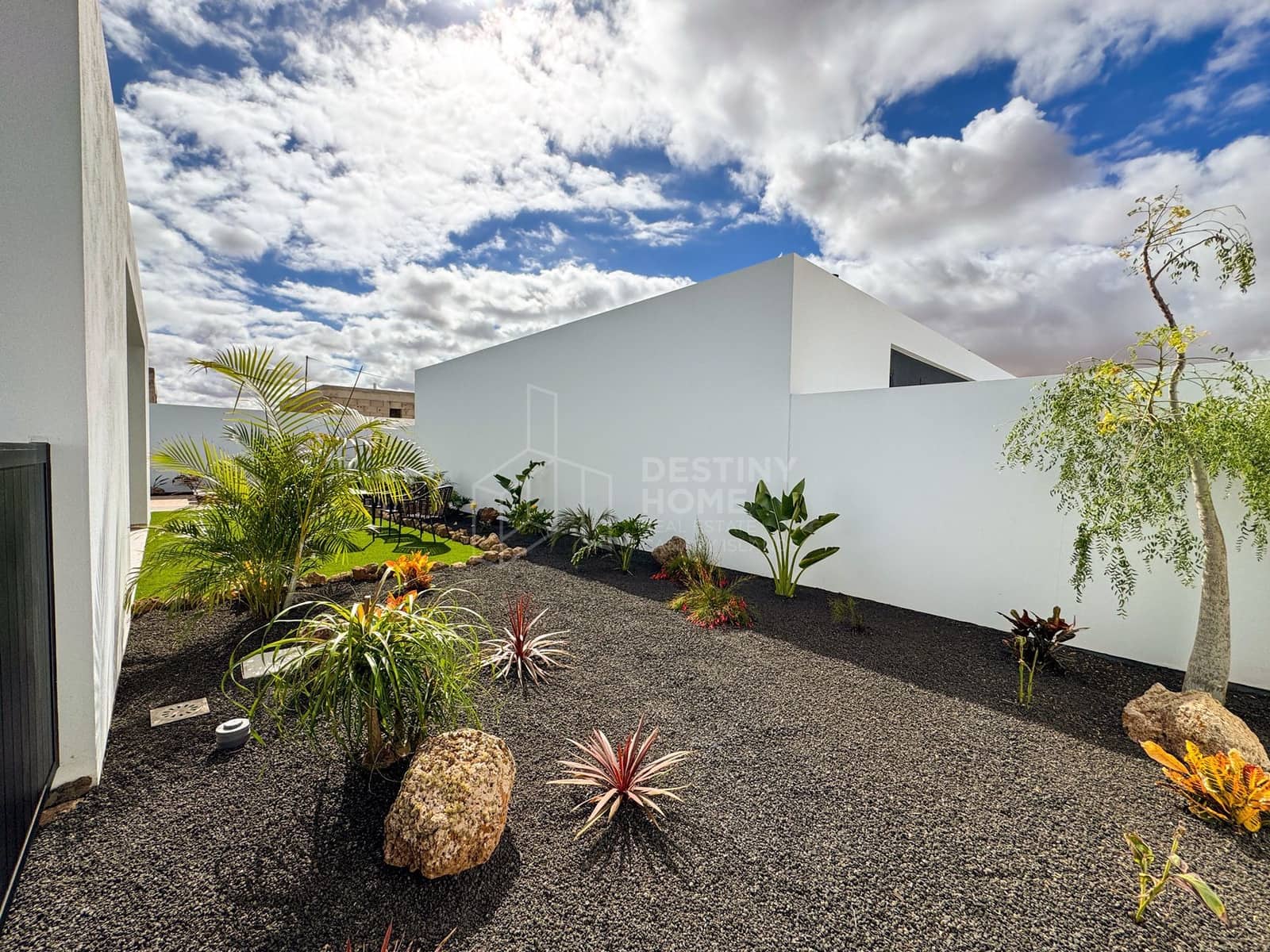 3 soverom Villa til salgs i Villaverde med svømmebasseng garasje - € 487 000 (Ref: 8187863)