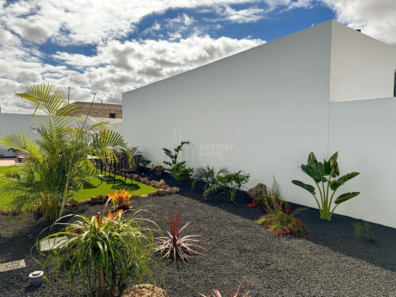 3 soverom Villa til salgs i Villaverde med svømmebasseng garasje - € 487 000 (Ref: 8187863)