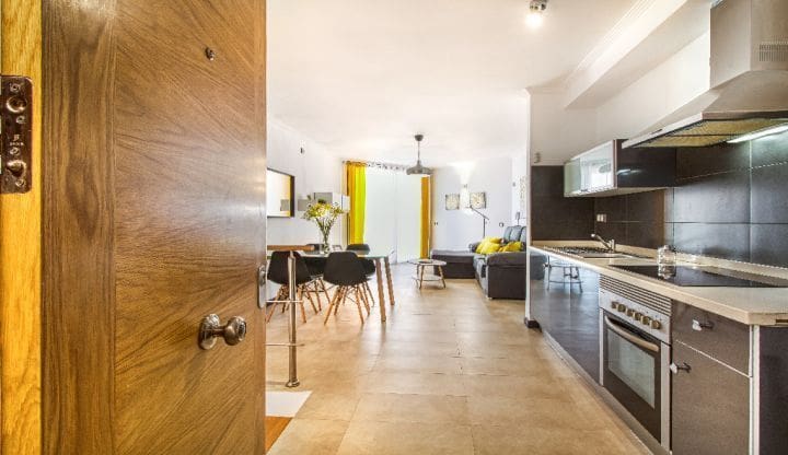 2 soveværelse Lejlighed til salg i El Cotillo med garage - € 326.800 (Ref: 8220354)