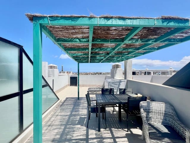 1 sypialnia Penthouse do wynajęcia w Corralejo, La Oliva z garażem - 1 500 € (Ref: 8315792)