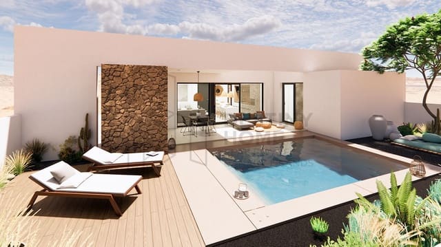 2 soverom Villa til salgs i Corralejo, La Oliva med svømmebasseng garasje - € 265 000 (Ref: 8430233)