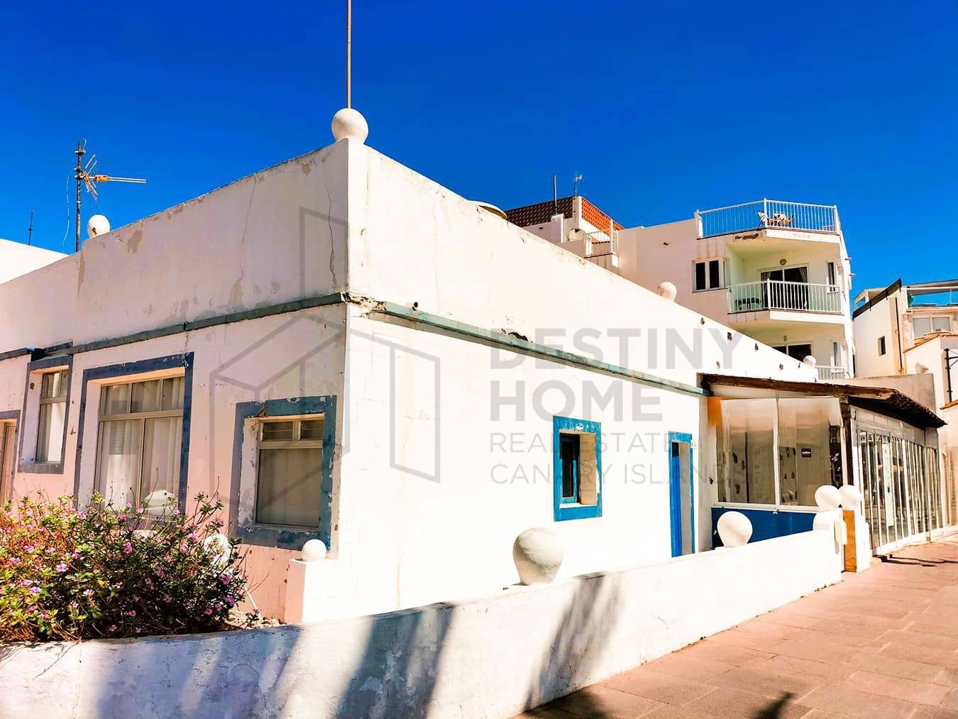 6 soveværelse Villa til salg i Corralejo - € 3.000.000 (Ref: 8448050)
