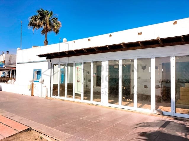6 chambre Villa/Maison à vendre à Corralejo, La Oliva - 3 000 000 € (Ref: 8448050)