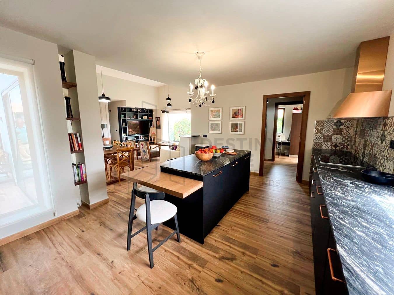 3 soveværelse Villa til salg i Llanos de la Concepcion med garage - € 650.000 (Ref: 8449924)