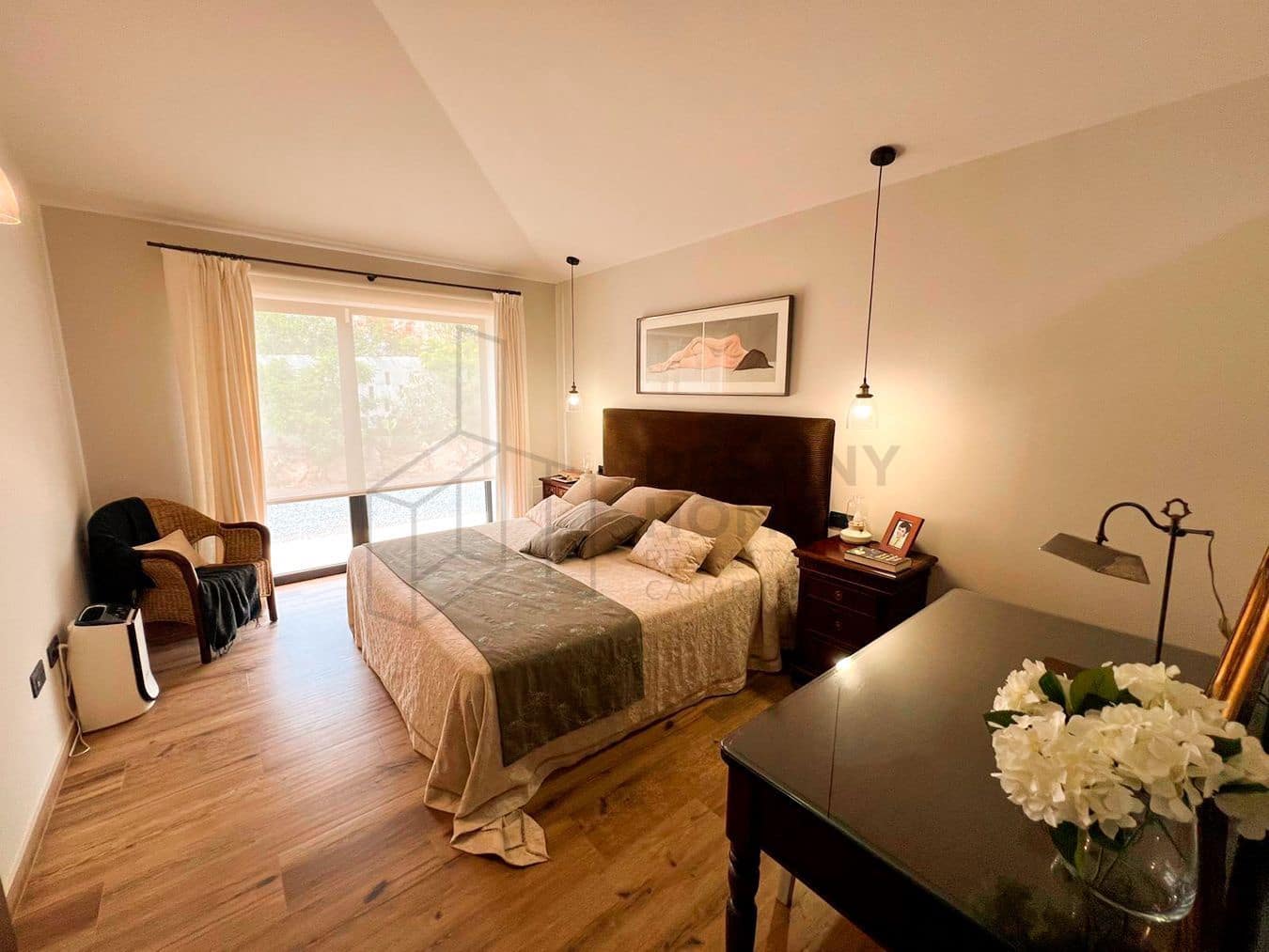 3 soveværelse Villa til salg i Llanos de la Concepcion med garage - € 650.000 (Ref: 8449924)