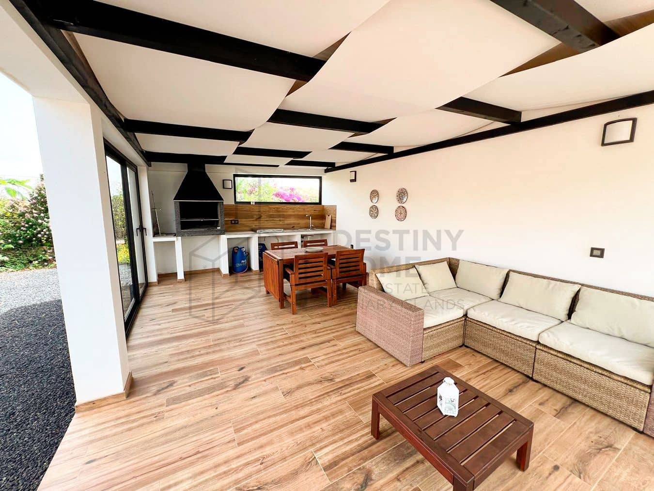 3 soveværelse Villa til salg i Llanos de la Concepcion med garage - € 650.000 (Ref: 8449924)