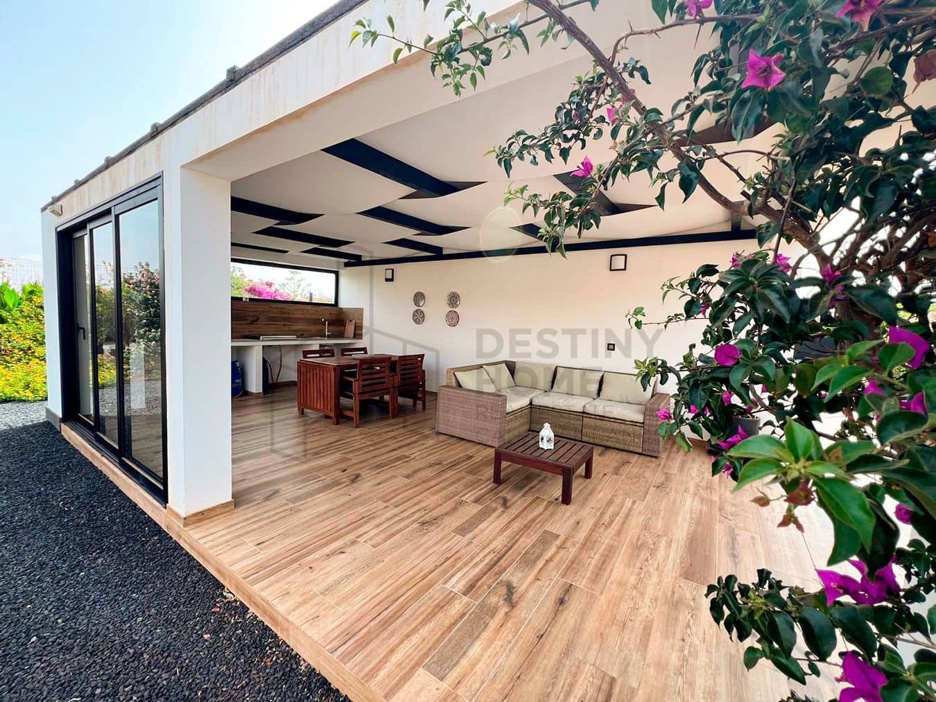 3 soveværelse Villa til salg i Llanos de la Concepcion med garage - € 650.000 (Ref: 8449924)