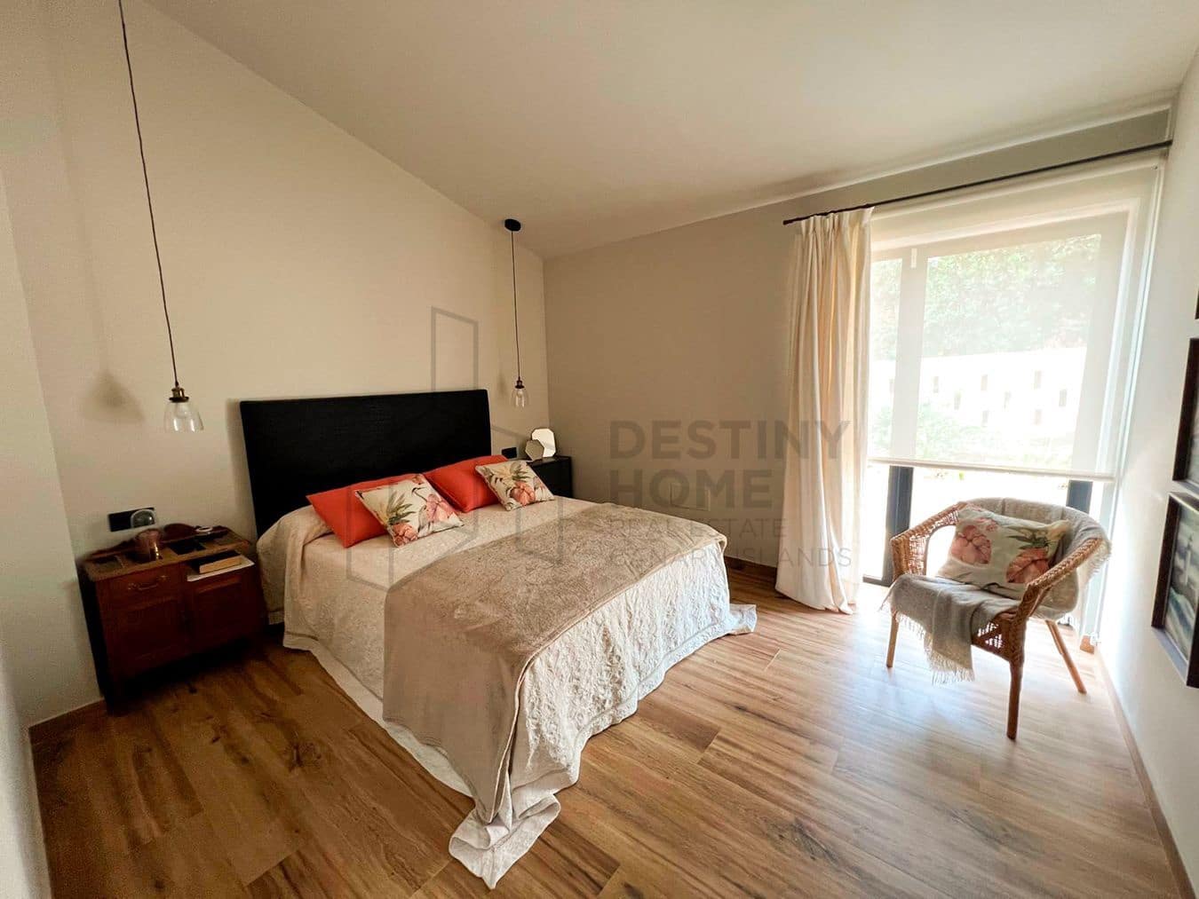 3 soveværelse Villa til salg i Llanos de la Concepcion med garage - € 650.000 (Ref: 8449924)