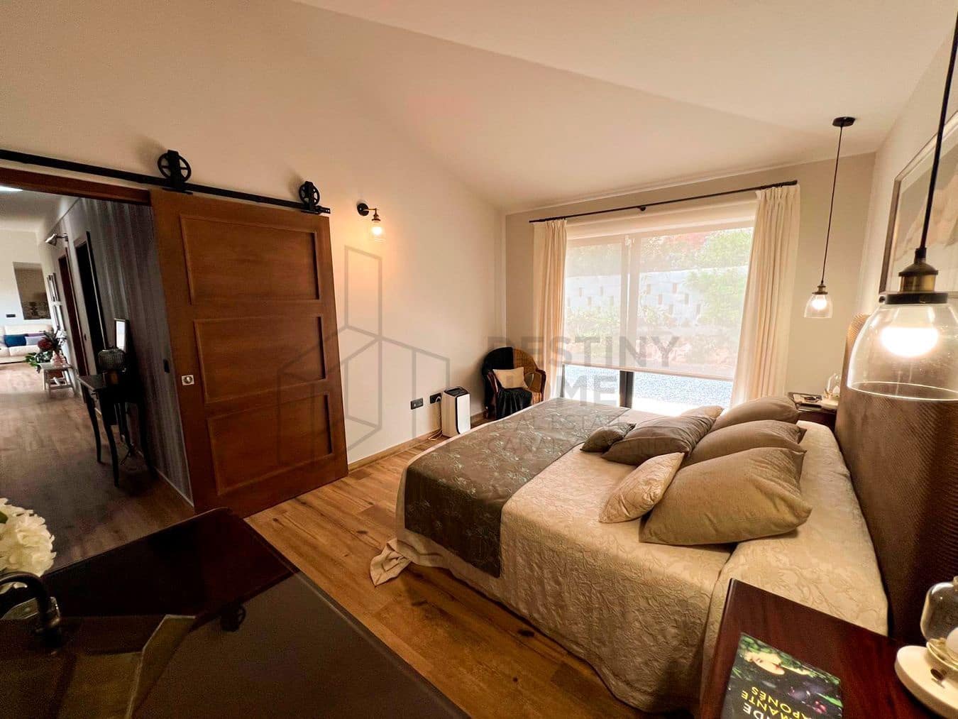 3 soveværelse Villa til salg i Llanos de la Concepcion med garage - € 650.000 (Ref: 8449924)