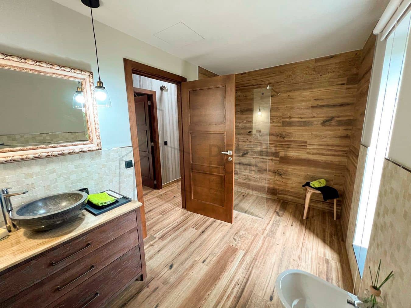 3 soveværelse Villa til salg i Llanos de la Concepcion med garage - € 650.000 (Ref: 8449924)