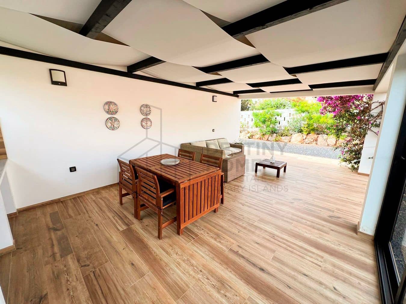 3 soveværelse Villa til salg i Llanos de la Concepcion med garage - € 650.000 (Ref: 8449924)