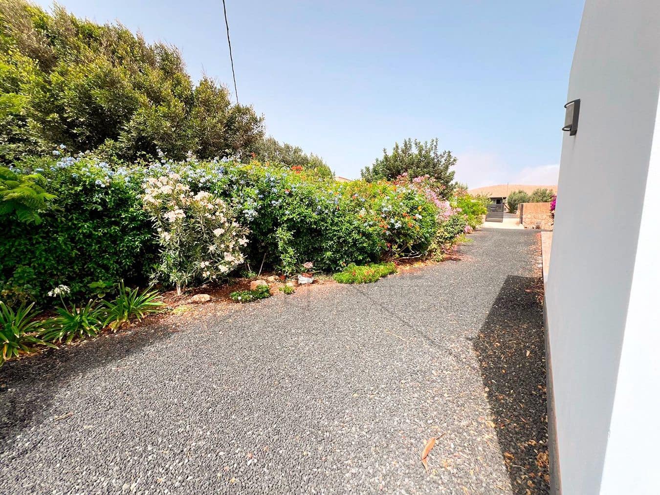 3 soveværelse Villa til salg i Llanos de la Concepcion med garage - € 650.000 (Ref: 8449924)