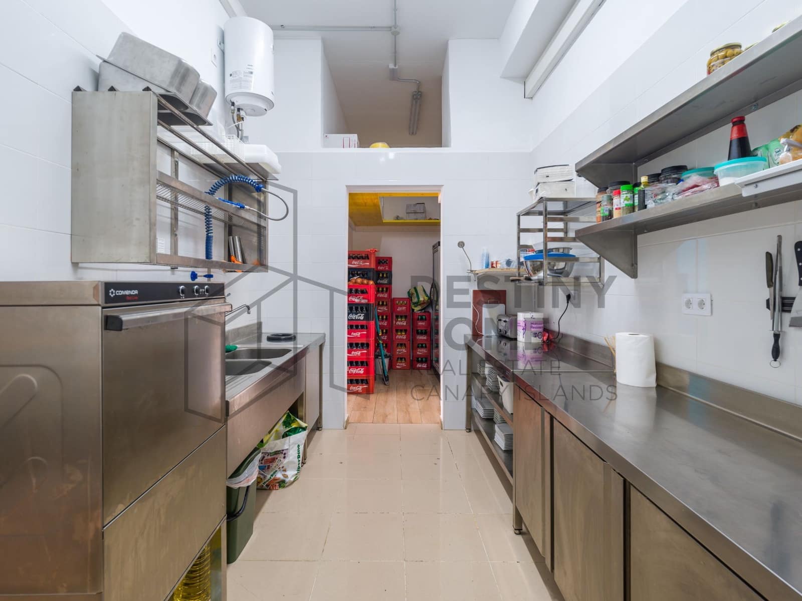 Erhverv til salg i Corralejo - € 400.000 (Ref: 8579377)