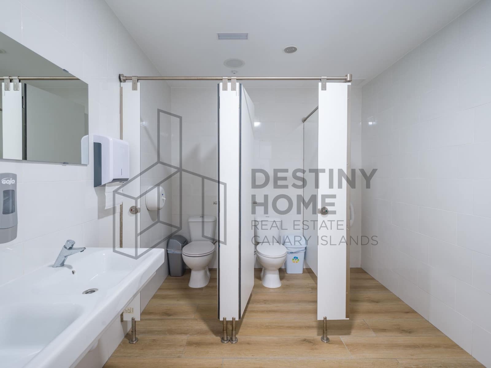 Erhverv til salg i Corralejo - € 400.000 (Ref: 8579377)