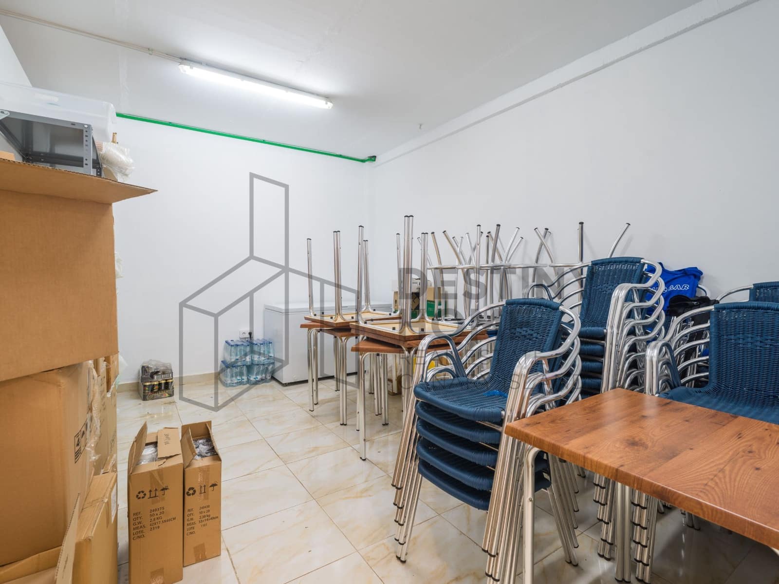 Erhverv til salg i Corralejo - € 400.000 (Ref: 8579377)