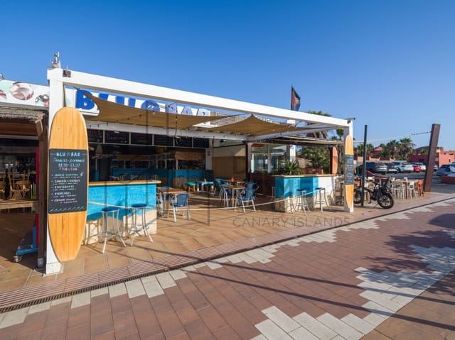 Commercial for sale in Corralejo, La Oliva - € 400,000 (Ref: 8579377)