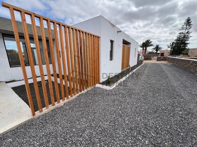 4 camera da letto Villa in vendita in Lajares, La Oliva con piscina - 700.000 € (Rif: 8640750)