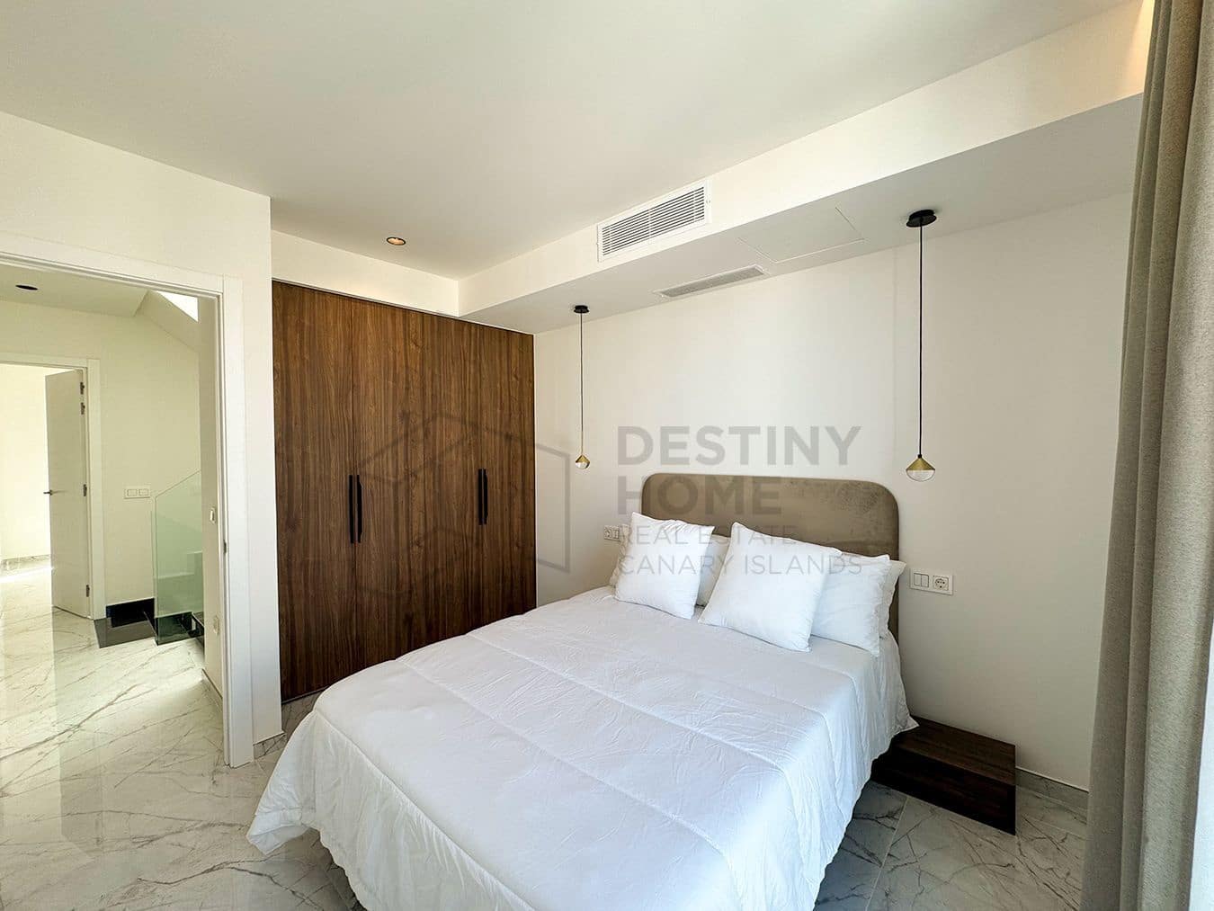 3 soveværelse Semi-Rækkehus til salg i Corralejo med swimmingpool garage - € 450.000 (Ref: 8644678)