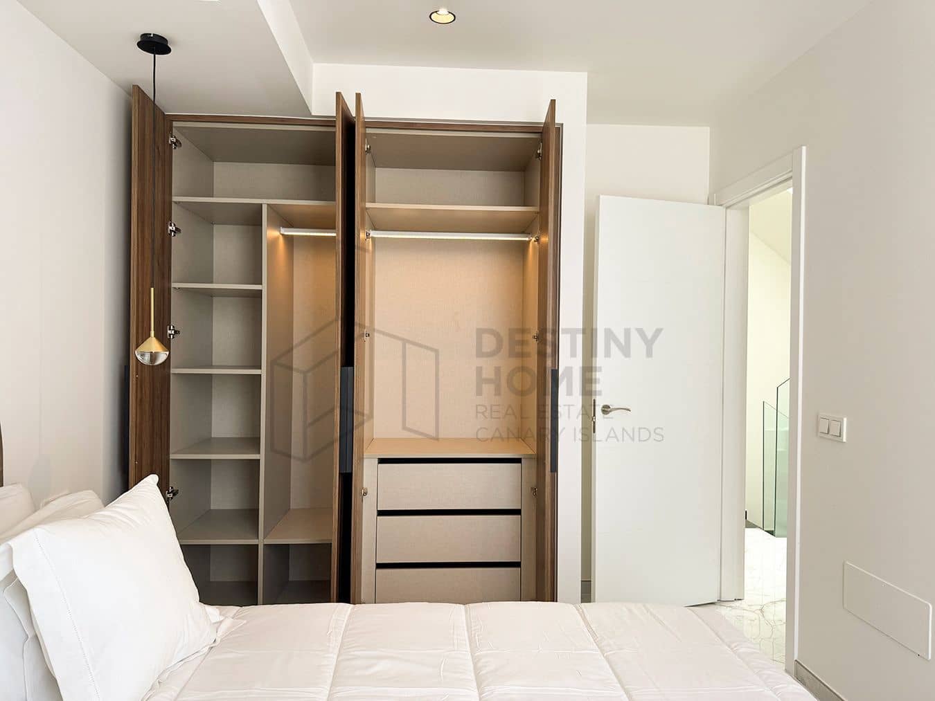 3 soveværelse Semi-Rækkehus til salg i Corralejo med swimmingpool garage - € 450.000 (Ref: 8644678)