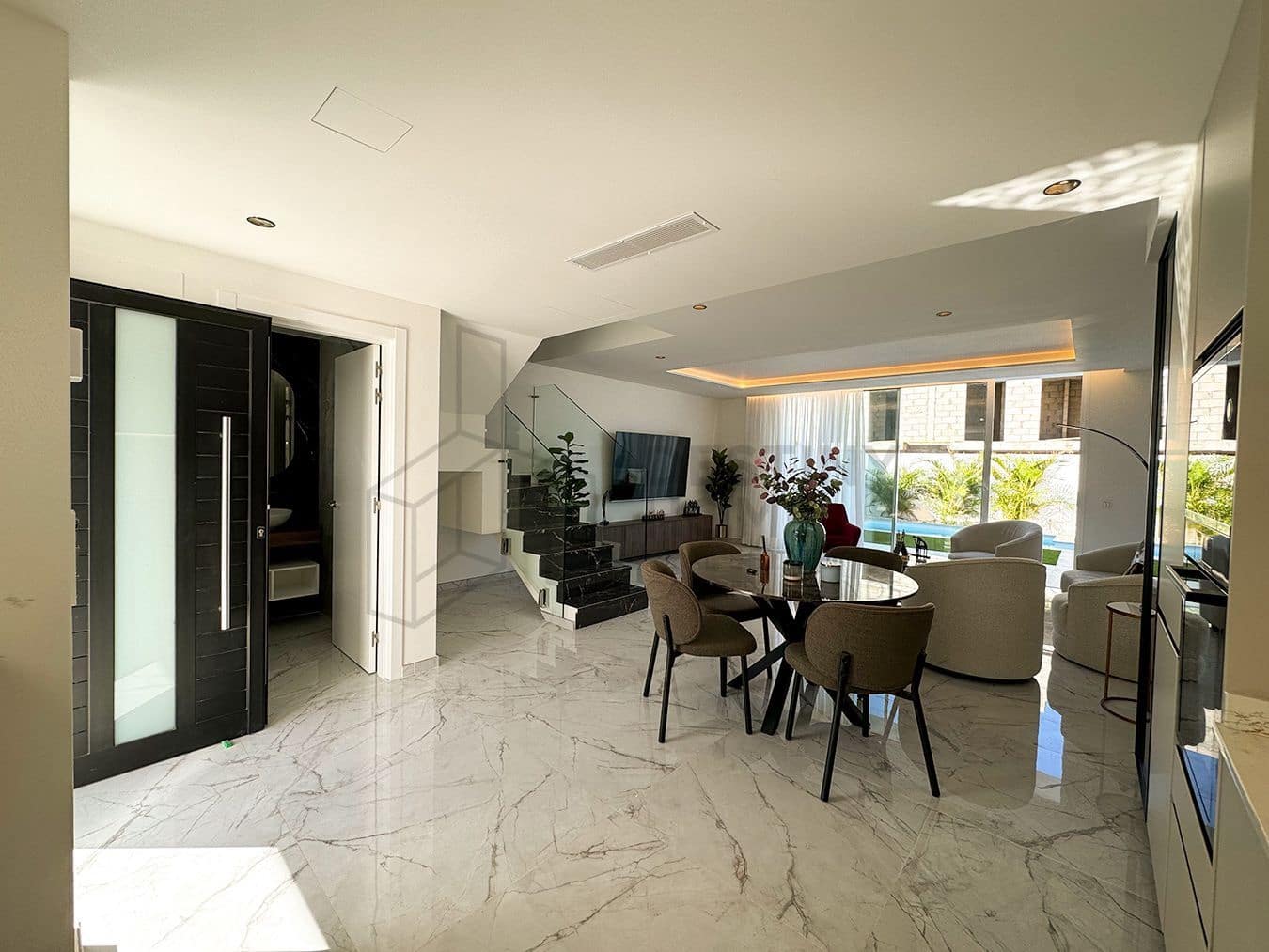 3 soveværelse Semi-Rækkehus til salg i Corralejo med swimmingpool garage - € 450.000 (Ref: 8644678)