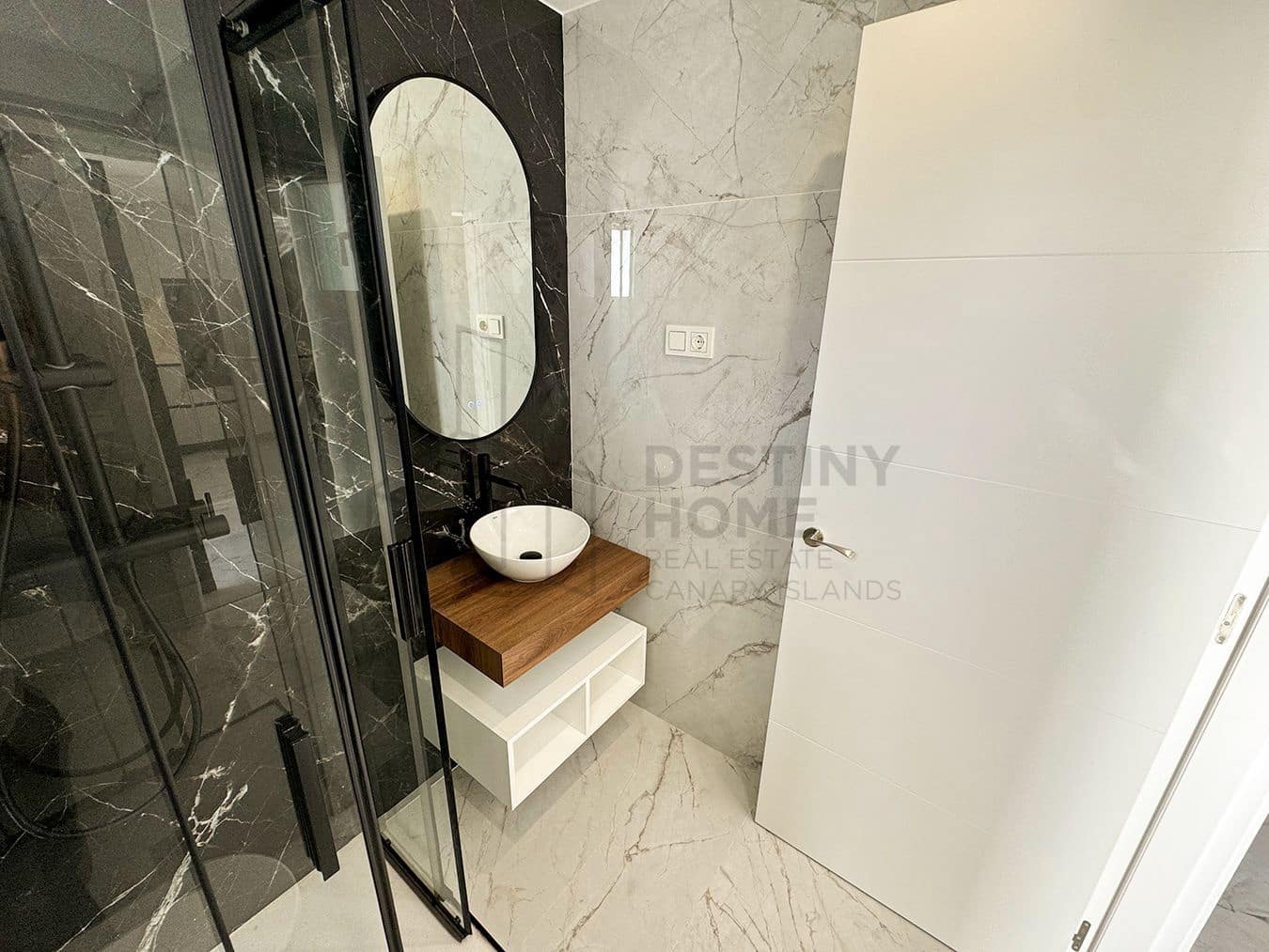 3 soveværelse Semi-Rækkehus til salg i Corralejo med swimmingpool garage - € 450.000 (Ref: 8644678)