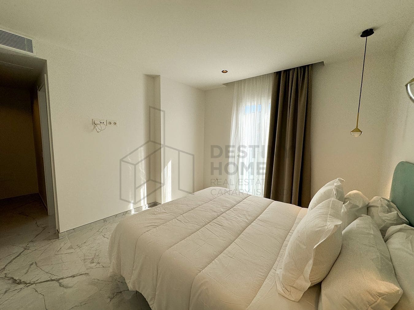 3 soveværelse Semi-Rækkehus til salg i Corralejo med swimmingpool garage - € 450.000 (Ref: 8644678)