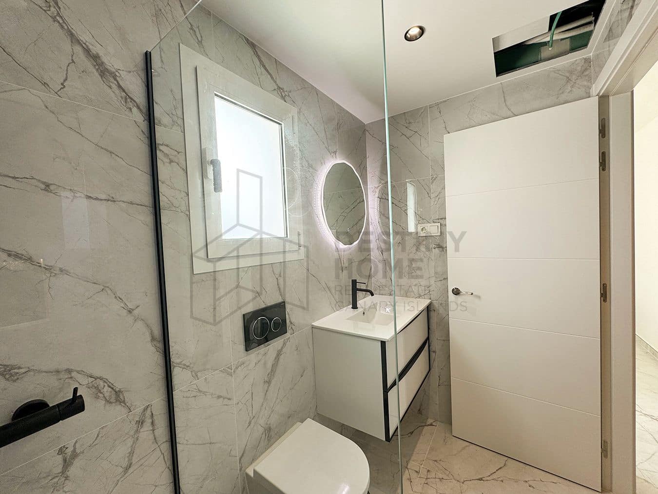 3 soveværelse Semi-Rækkehus til salg i Corralejo med swimmingpool garage - € 450.000 (Ref: 8644678)