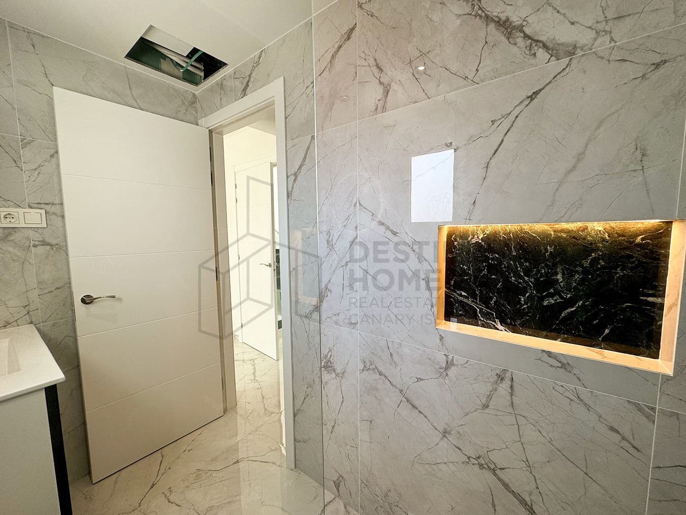 3 soveværelse Semi-Rækkehus til salg i Corralejo med swimmingpool garage - € 450.000 (Ref: 8644678)