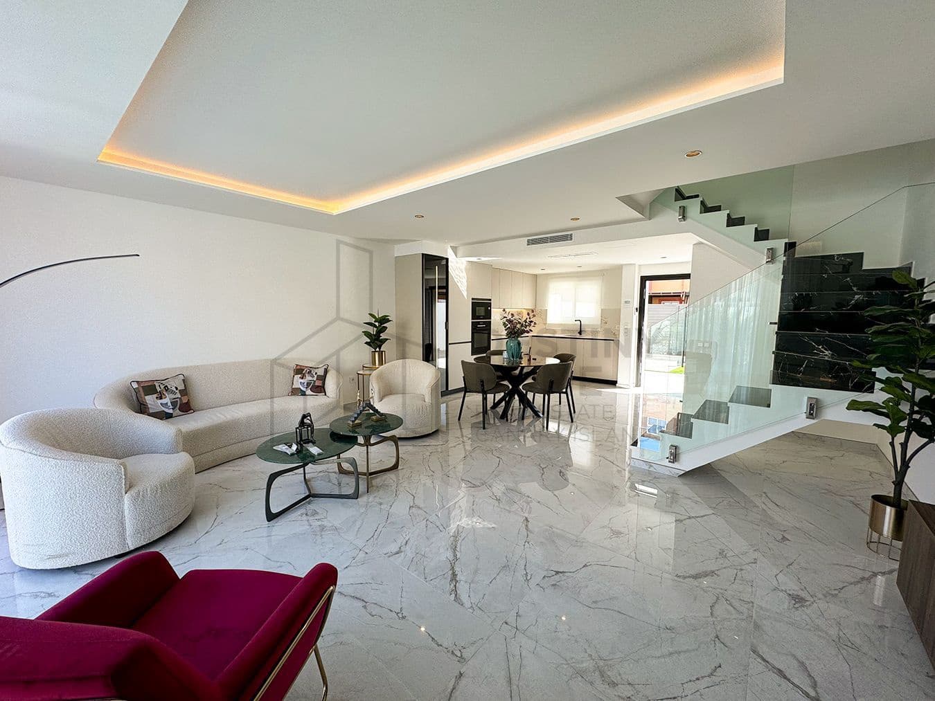 3 soveværelse Semi-Rækkehus til salg i Corralejo med swimmingpool garage - € 450.000 (Ref: 8644678)