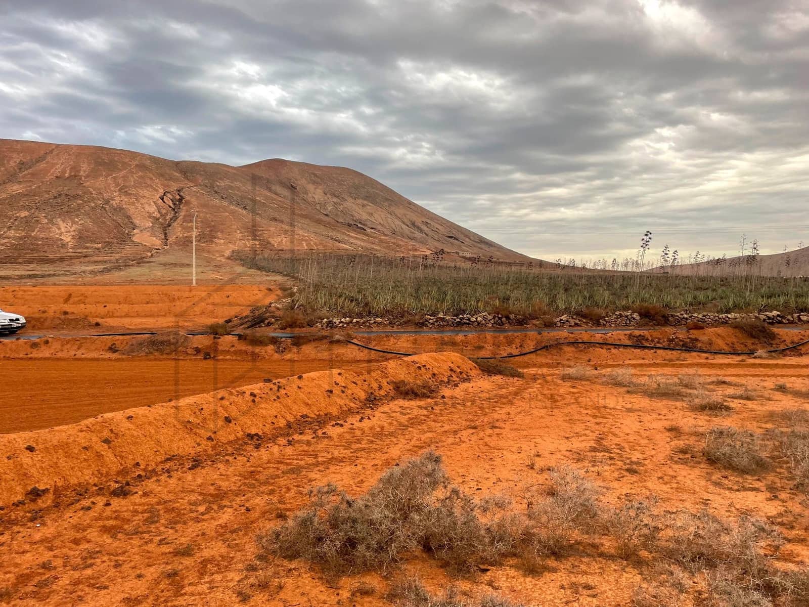 Grunde uden byggetilladelser til salg i Villaverde - € 99.000 (Ref: 8656109)