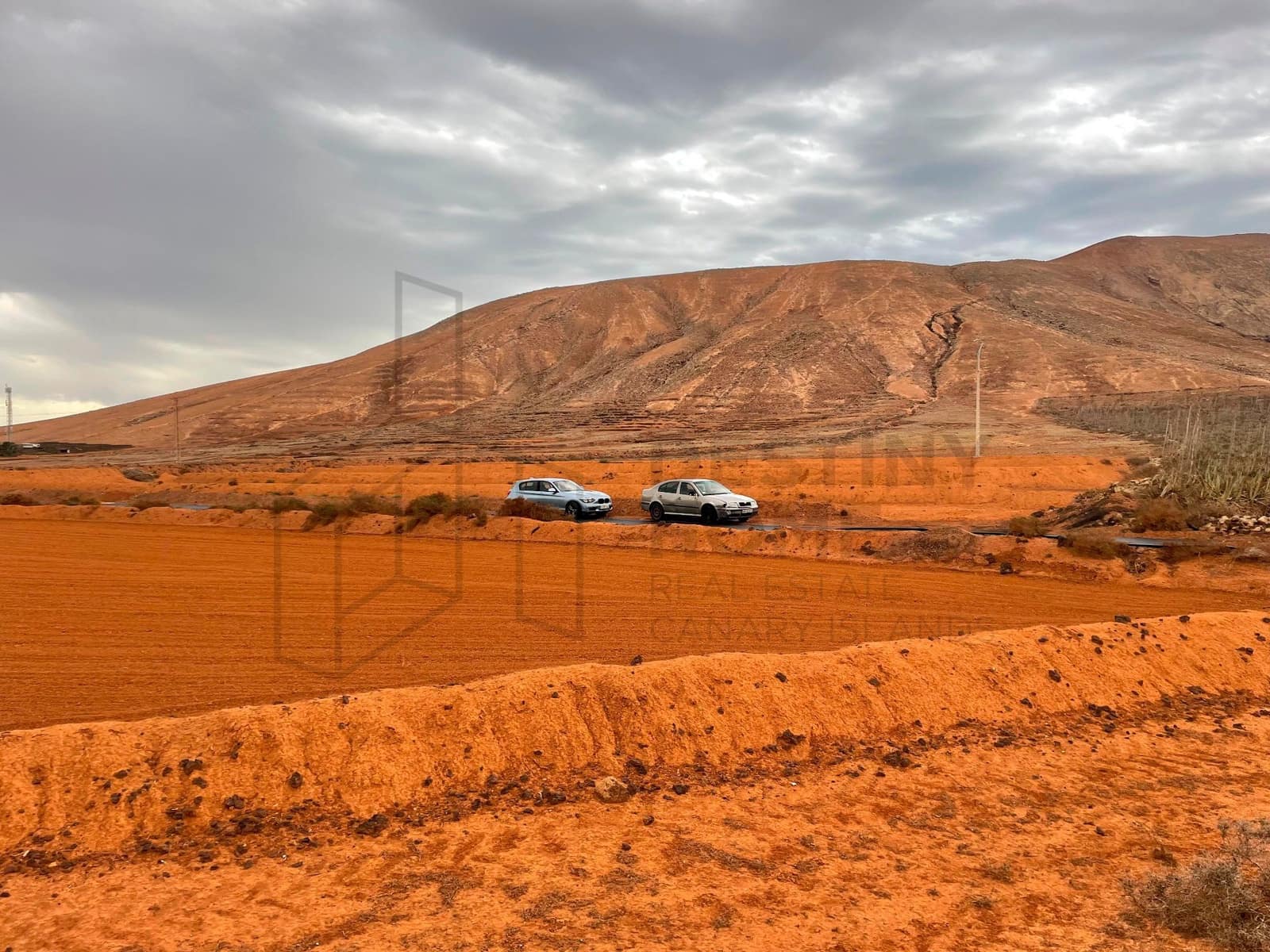 Grunde uden byggetilladelser til salg i Villaverde - € 99.000 (Ref: 8656109)