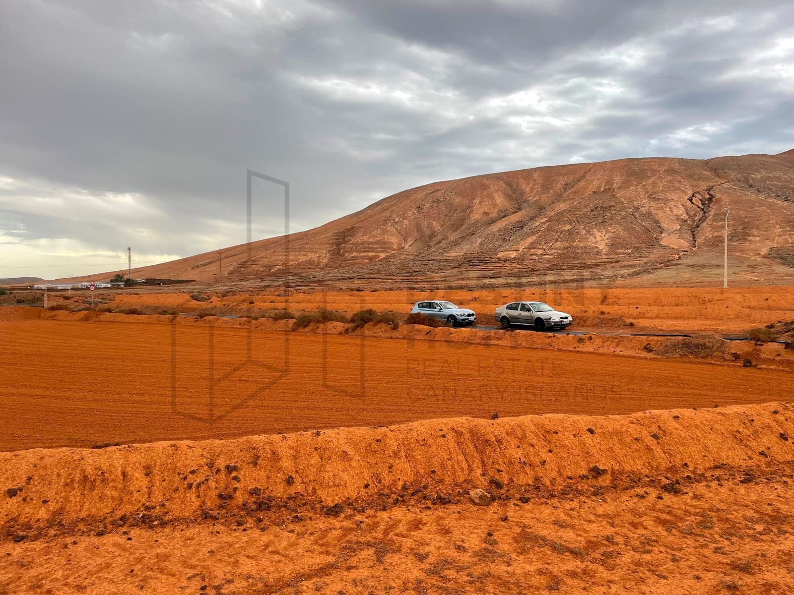 Grunde uden byggetilladelser til salg i Villaverde - € 99.000 (Ref: 8656109)