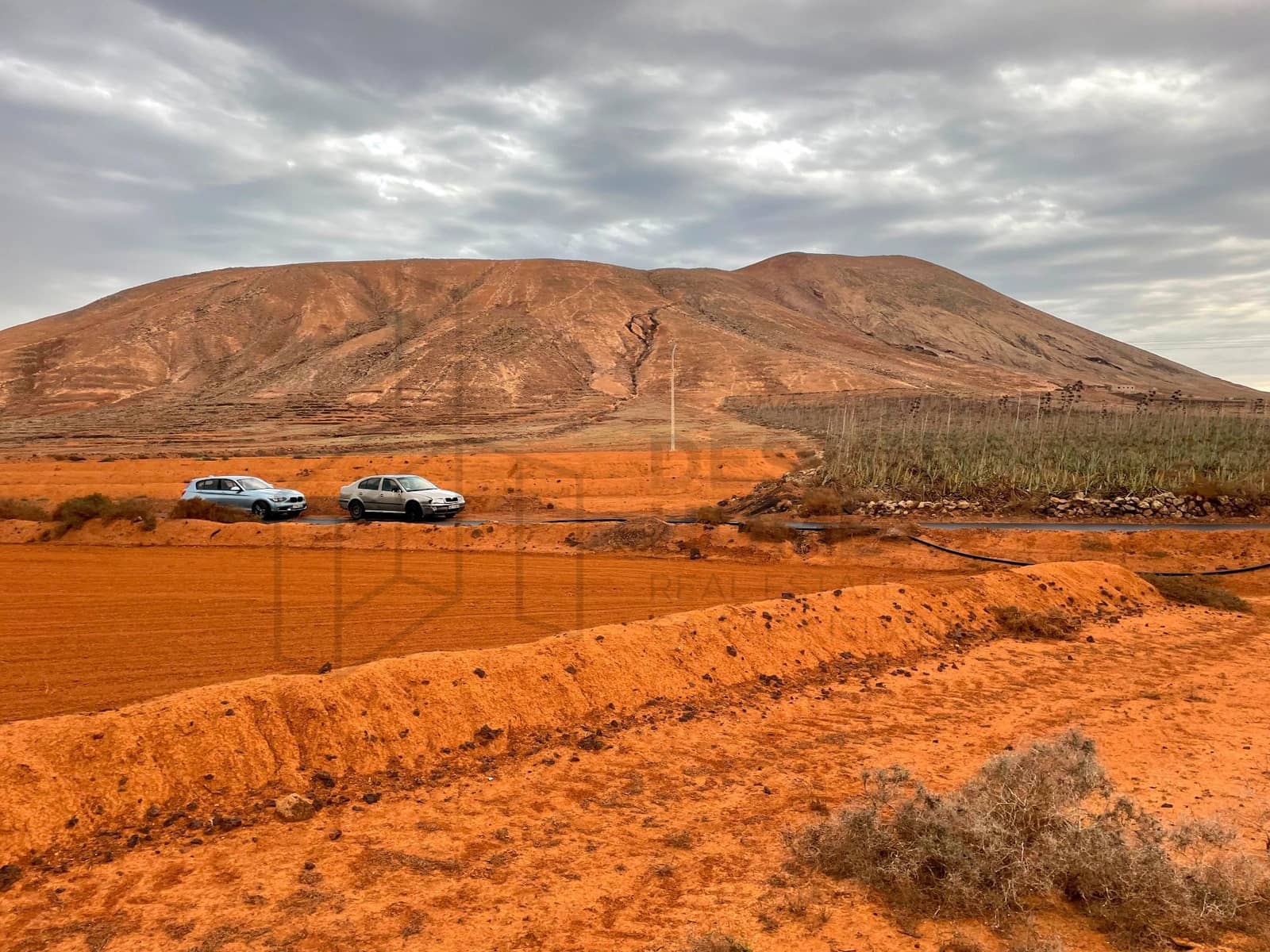 Grunde uden byggetilladelser til salg i Villaverde - € 99.000 (Ref: 8656109)