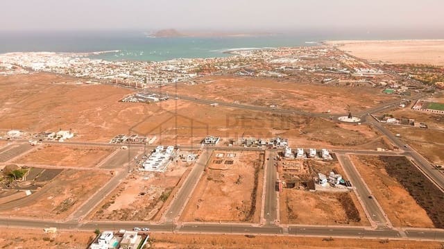Terre non Aménagée à vendre à Corralejo, La Oliva - 179 000 € (Ref: 8670146)