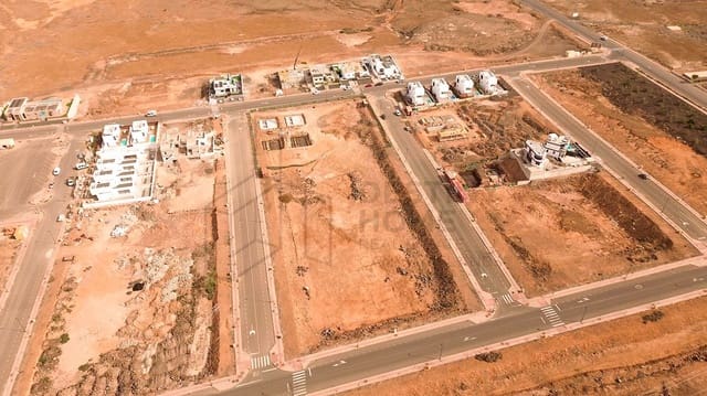 Terre non Aménagée à vendre à Corralejo, La Oliva - 179 000 € (Ref: 8670146)