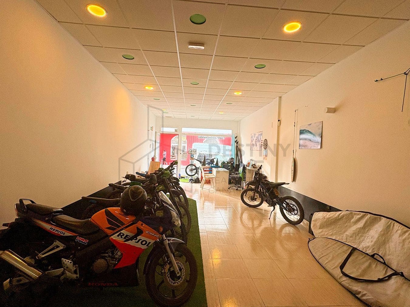 Erhverv til salg i Corralejo - € 150.000 (Ref: 8671693)