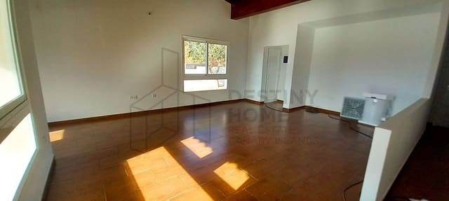 3 soveværelse Villa til salg i Triquivijate, Antigua med garage - € 310.000 (Ref: 8707616)