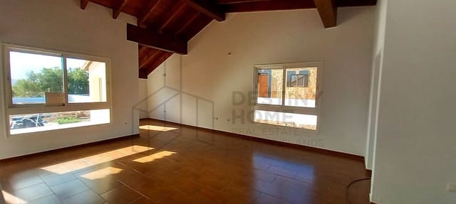 3 soveværelse Villa til salg i Triquivijate, Antigua med garage - € 310.000 (Ref: 8707616)