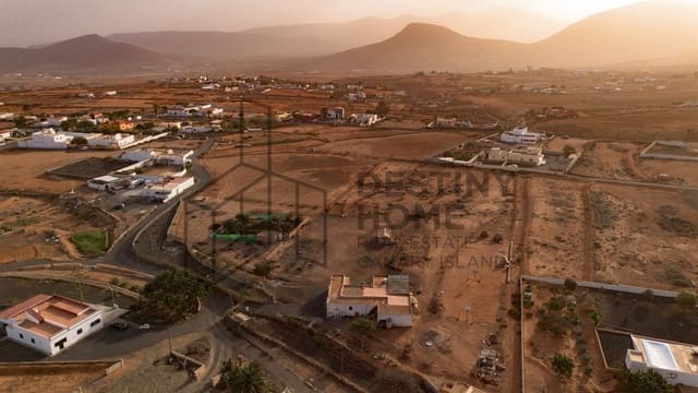 Terreno Não Urbanizado para venda em La Asomada, Puerto del Rosario - 350 000 € (Ref: 8714529)