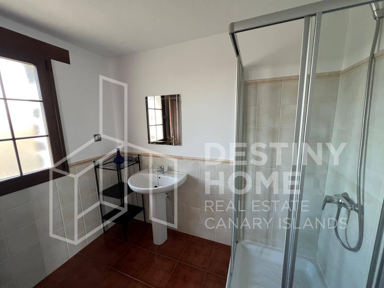 4 slaapkamer Villa te koop in Villaverde met zwembad garage - € 735.000 (Ref: 8781162)