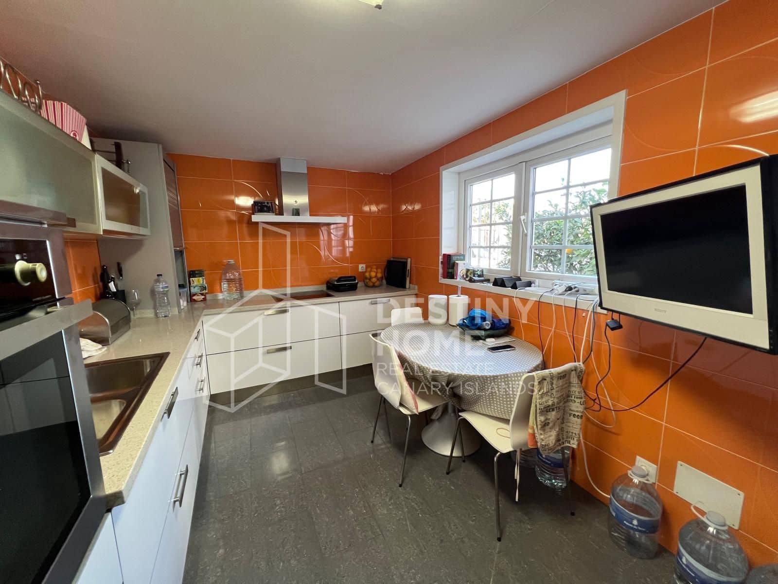 3 soveværelse Byhus til salg i Puerto del Rosario - € 330.000 (Ref: 8812140)