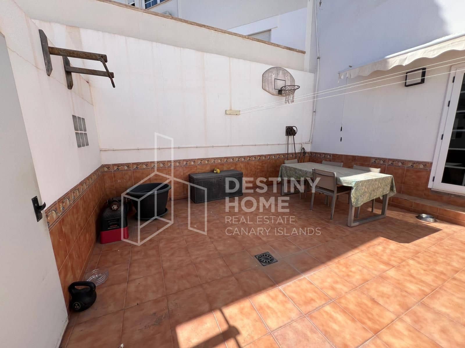 3 soveværelse Byhus til salg i Puerto del Rosario - € 330.000 (Ref: 8812140)