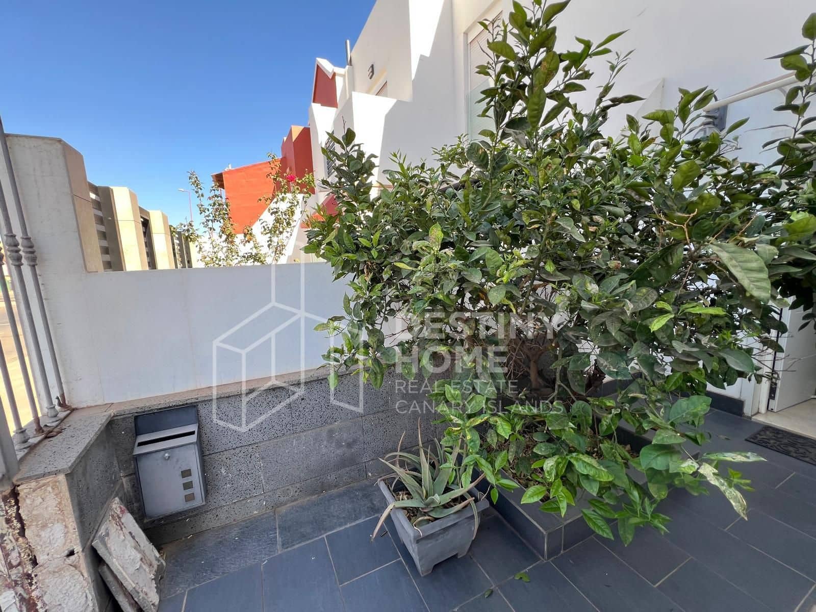 3 soveværelse Byhus til salg i Puerto del Rosario - € 330.000 (Ref: 8812140)