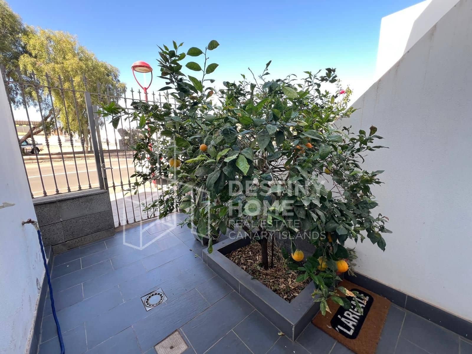 3 soveværelse Byhus til salg i Puerto del Rosario - € 330.000 (Ref: 8812140)