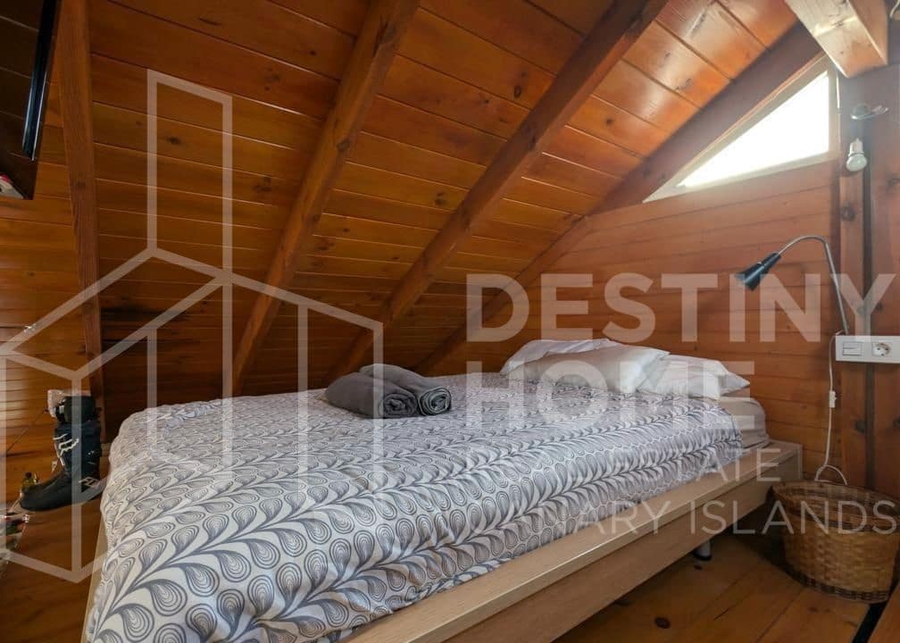 5 quarto Moradia para venda em Parque Holandes com piscina garagem - 950 000 € (Ref: 8879394)