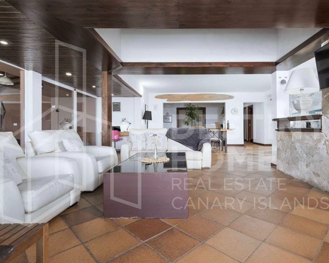 5 quarto Moradia para venda em Parque Holandes com piscina garagem - 950 000 € (Ref: 8879394)