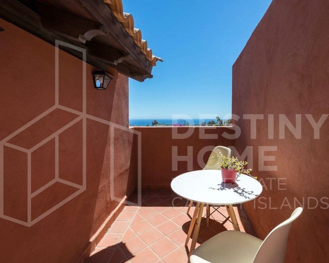 5 quarto Moradia para venda em Parque Holandes com piscina garagem - 950 000 € (Ref: 8879394)