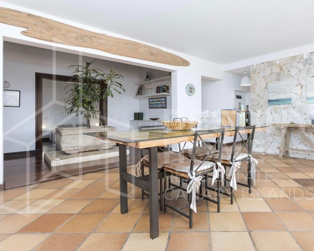 5 quarto Moradia para venda em Parque Holandes com piscina garagem - 950 000 € (Ref: 8879394)